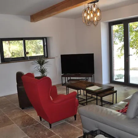 בית נופש La Maison Du Pouget